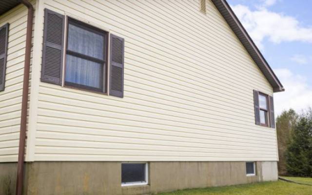 Edmonton Vinyl Siding Installation